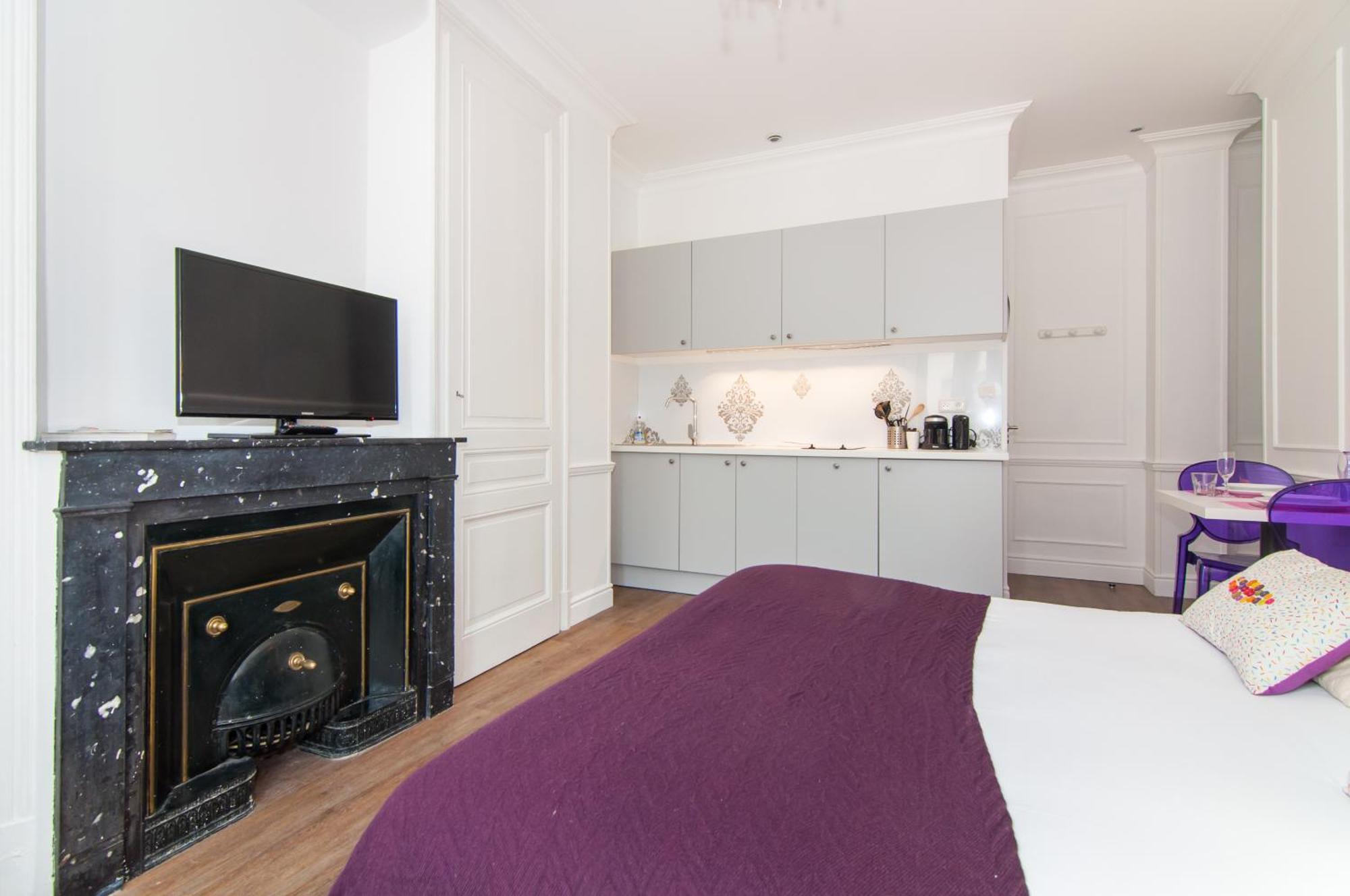Les Charmettes - Lyon 6Ieme Apartment Bilik gambar