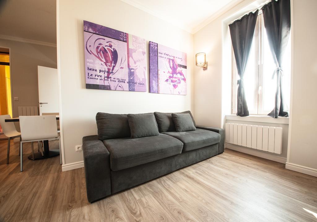 Les Charmettes - Lyon 6Ieme Apartment Bilik gambar