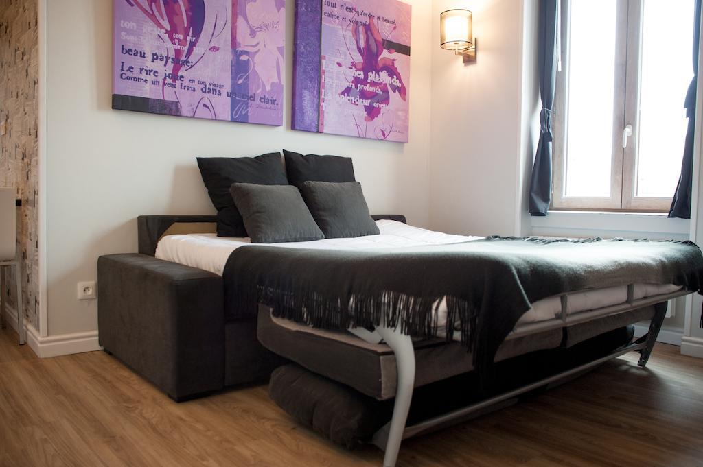Les Charmettes - Lyon 6Ieme Apartment Bilik gambar
